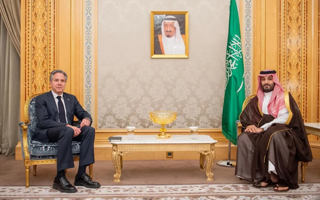 ولي العهد يستقبل وزير الخارجية الأمريكي