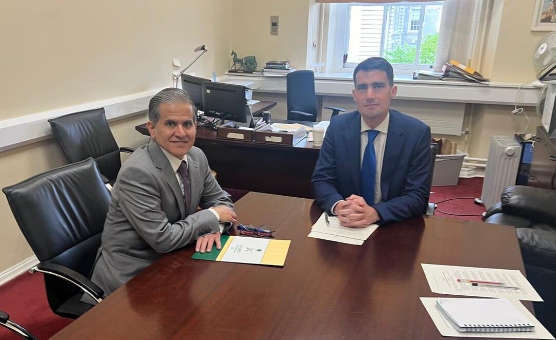 وزير الدولة للبيئة الإيرلندي يستقبل القائم بالأعمال بالنيابة في سفارة المملكة