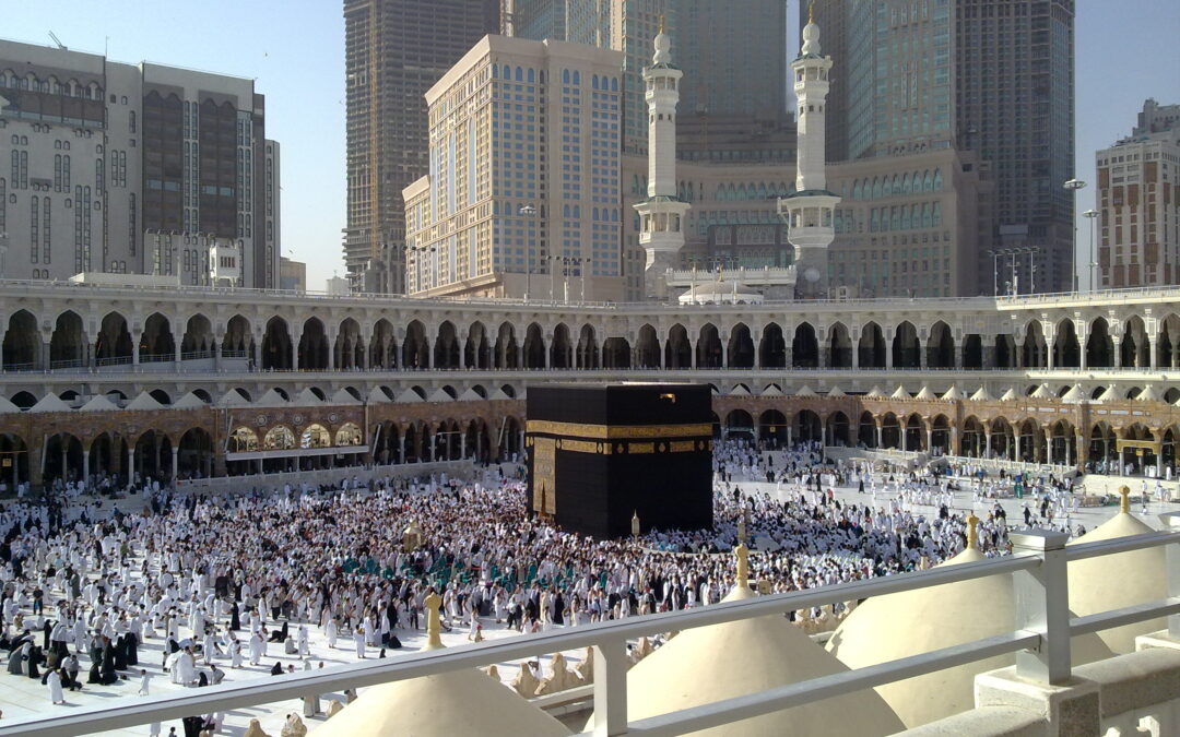 دعوة المعتمرين والقاصدين في ليلة ختم القرآن إلى التعاون مع المنظومة الأمنية وعدم التزاحم ومراعاة قدسية الزمان والمكان