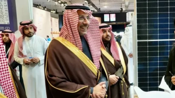 “الخريّف” يفتتح جناح “صناعة سعودية” المشارك في معرض “هانوفر ميسي”