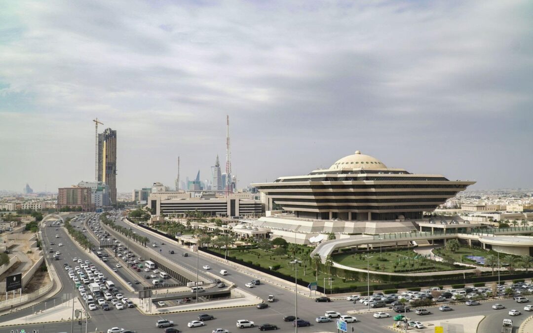 القبض على 21505 مخالفًا لأنظمة الإقامة والعمل وأمن الحدود بكافة مناطق المملكة