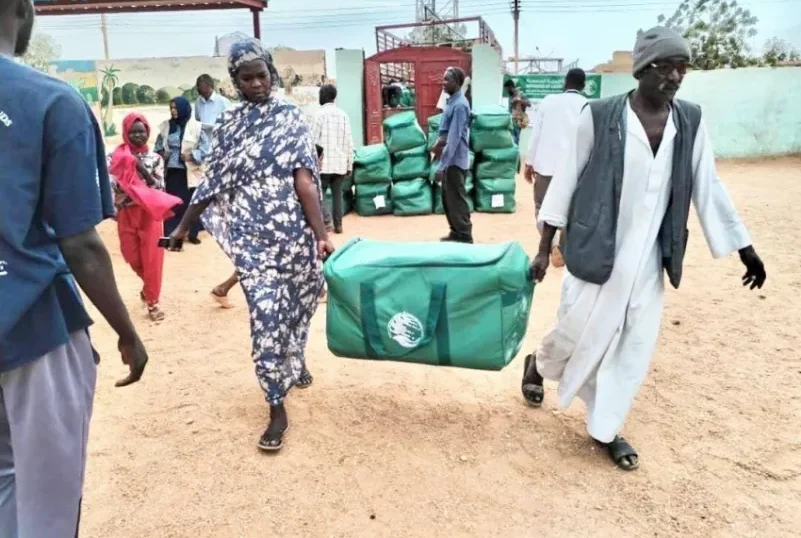 إغاثي الملك .. يوزع 233 حقيبة إيوائية في محلية كرري بولاية الخرطوم بالسودان