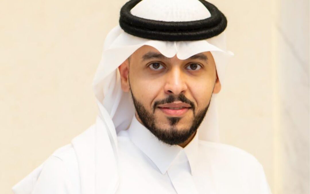 الحقباني يكرم عبد الله القرني لجهوده المتميزة في إدارة العملية التعليمية بالمدارس المتقدمة بالرياض