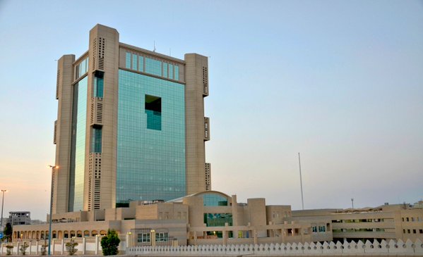 حملة رقابية بالعزيزية ومصادرة 2.4 طن من الخضروات
