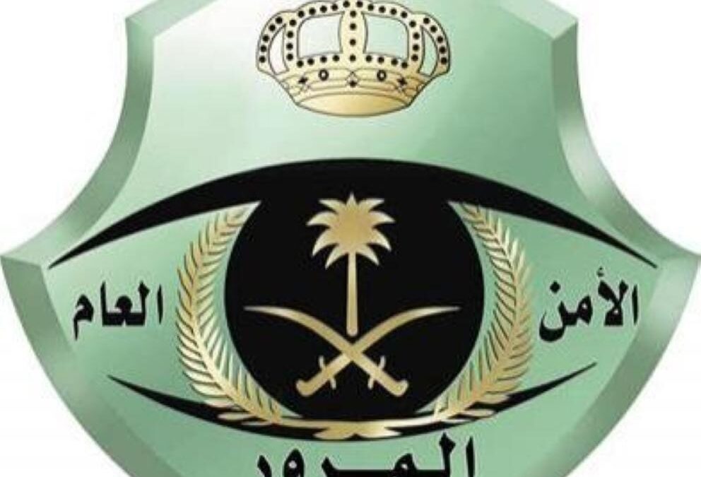 ضبط قائد مركبة لسيره بسرعة فائقة معرّضًا حياته والآخرين للخطر في تبوك