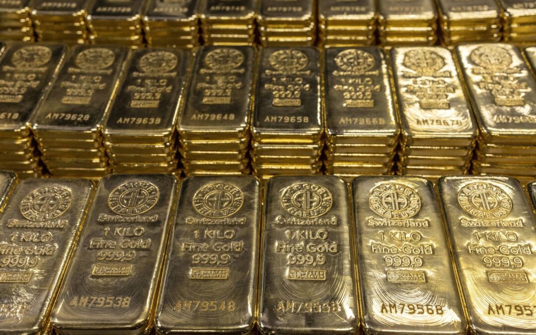 ارتفاع أسعار الذهب والفضة تصعد 4.8 %