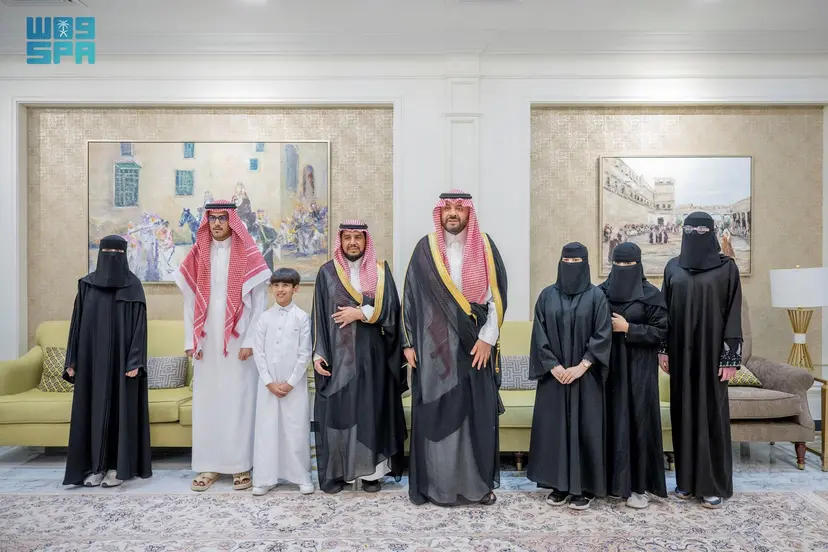 أمير الشمالية يكرّم الطلاب والطالبات المتميزين في مبادرة “منافس” clock-icon