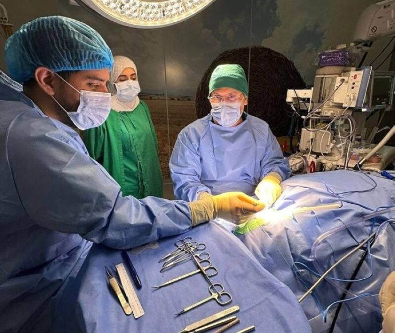 إنجاز طبي .. الهيئة الملكية بالجبيل تزرع أول سماعة عظمية بالمنطقة