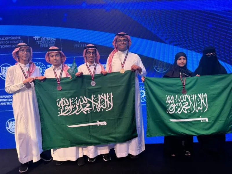 “طلبة السعودية” يحصدون 5 جوائز في أولمبياد البلقان للرياضيات للناشئين