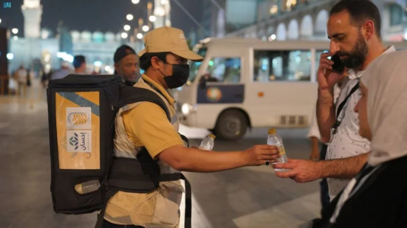 (5.7) ملايين عبوة تدشن مبادرة سقيا “وفادة” بالمدينة المنورة