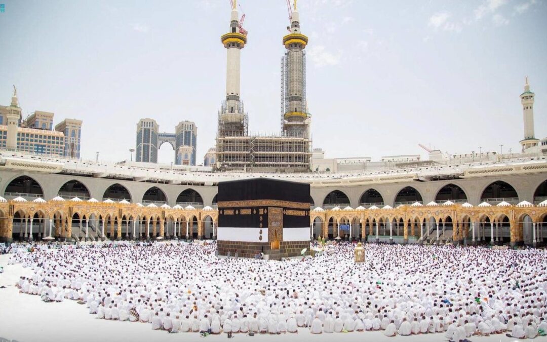 المسجد الحرام يشهد كثافة من الحجاج لأداء طواف الوداع