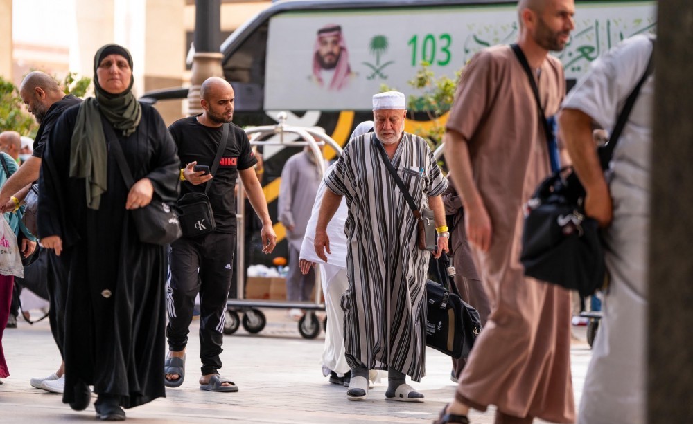 ضيوف برنامج خادم الحرمين للحج يصلون إلى المدينة المنورة