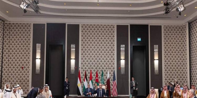 وزراء خارجية المملكة والأردن والإمارات وقطر ومصر يؤيدون جهود الوساطة حيال الأزمة في غزة