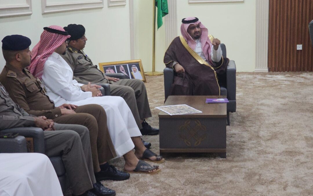 محافظ بيش يرأس لجنة السلامة المرورية الفرعية بالشخوص ميدانياً