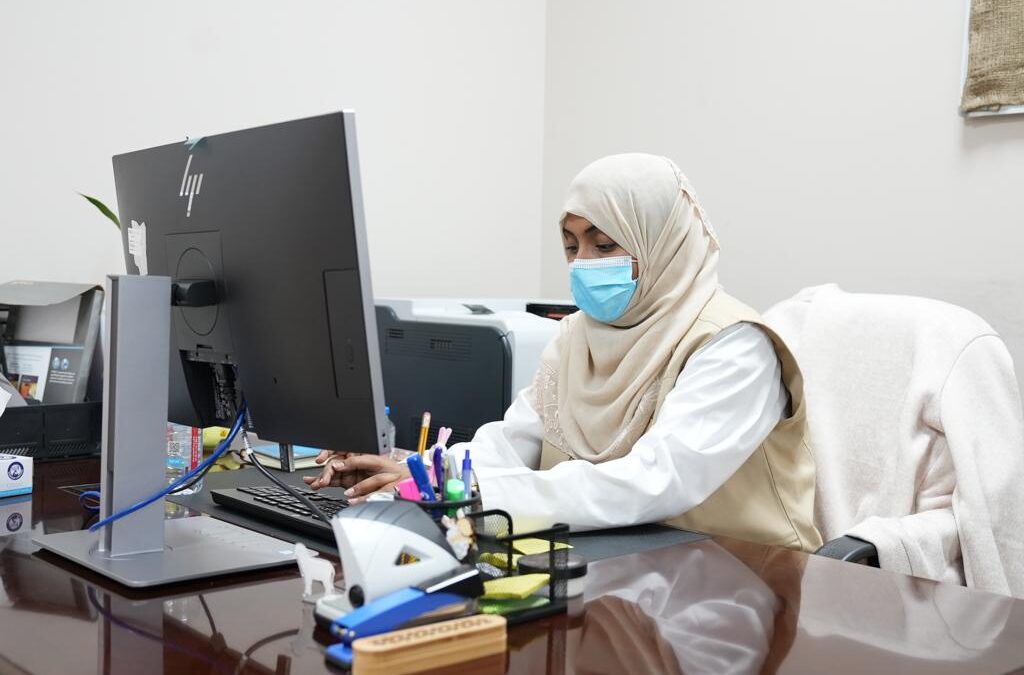 بالفيديو.. ممرضة سعودية تتنازل عن إجازتها منذ 18 عامًا لخدمة الحجاج