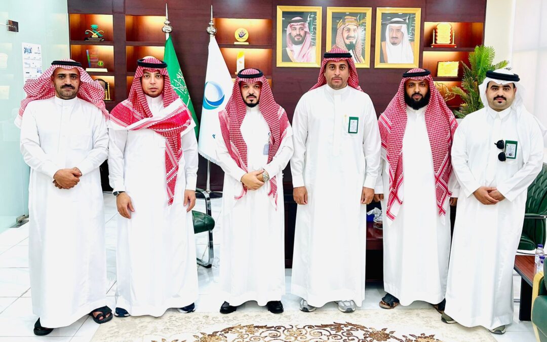 مدير عام البيئة بالحدود الشمالية يزور وحدة أعمال المياه بالمنطقة 