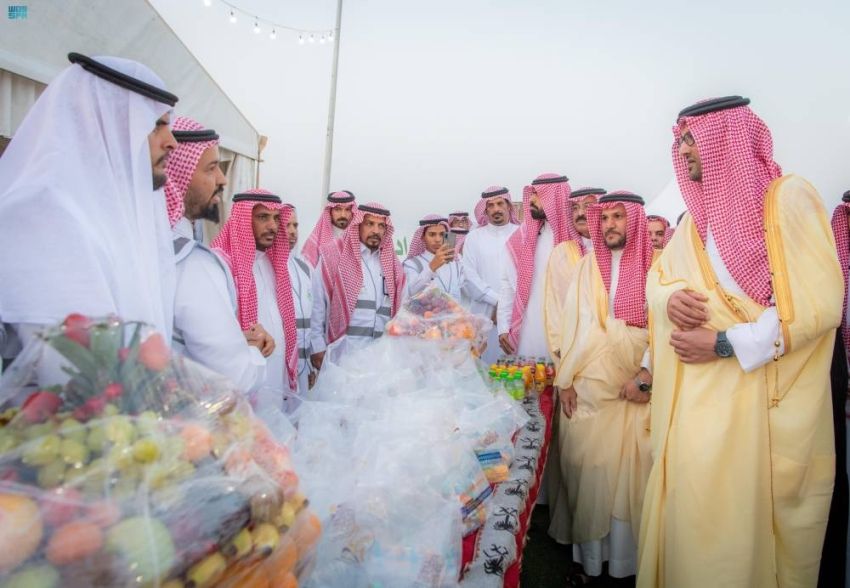 “نائب أمير المدينة” يشيد بدور خادمي الحاج الكريم