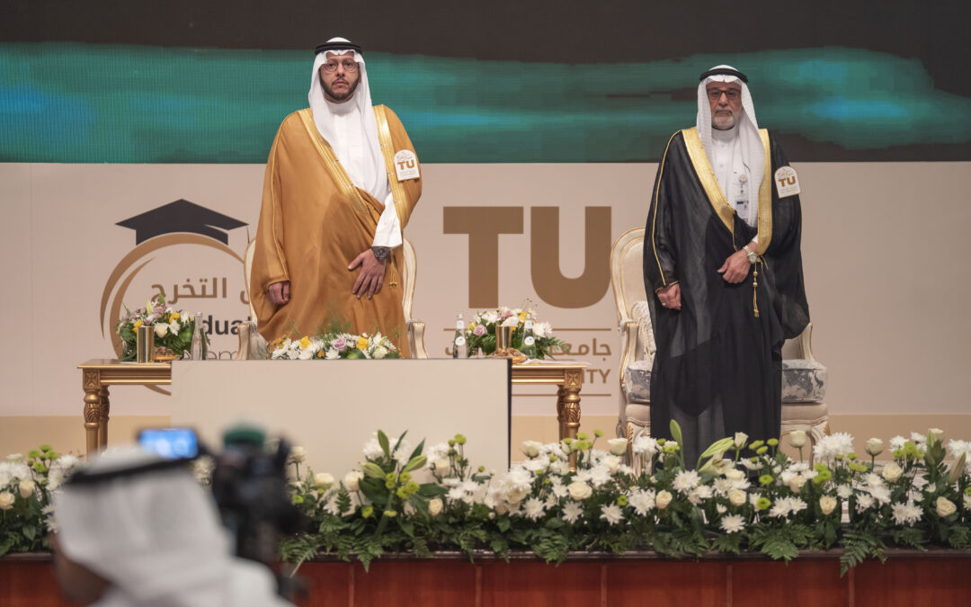 “محافظ الطائف”.. يرعى حفل تخرج “9321” خريجًا وخريجة لسوق العمل السعودي