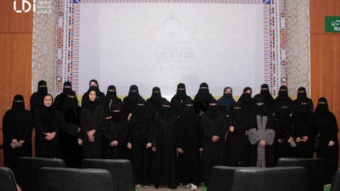 “وزير الرياضة” يعتمد 25 حكمًا من السيدات في الكرة الطائرة