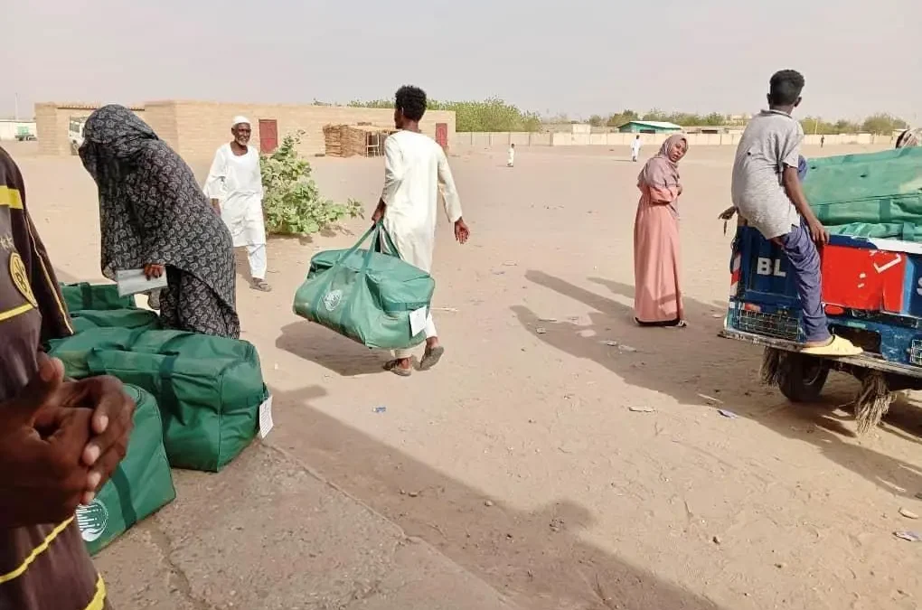 “إغاثي الملك” يسلَّم مساعدات مختلفة في الخرطوم بالسودان