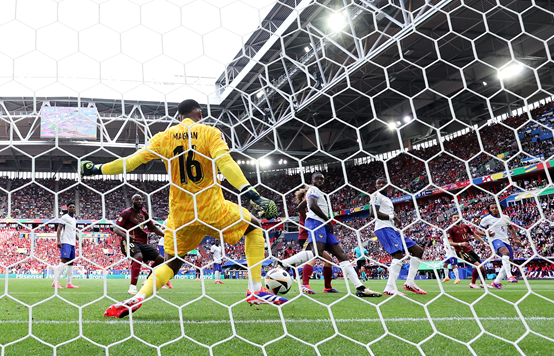 يورو 2024 .. فرنسا تتأهل إلى ربع النهائي على حساب بلجيكا