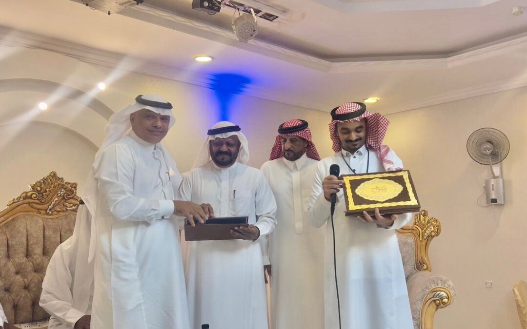 بالتعاون مع كوفي ليفيز.. جمعية الأدب بجازان تقيم أمسية شعرية في بيش