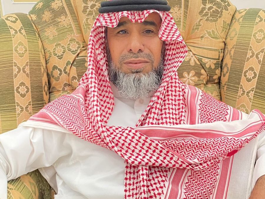 ترقية «علي آل قمشة» إلى المرتبة العاشرة