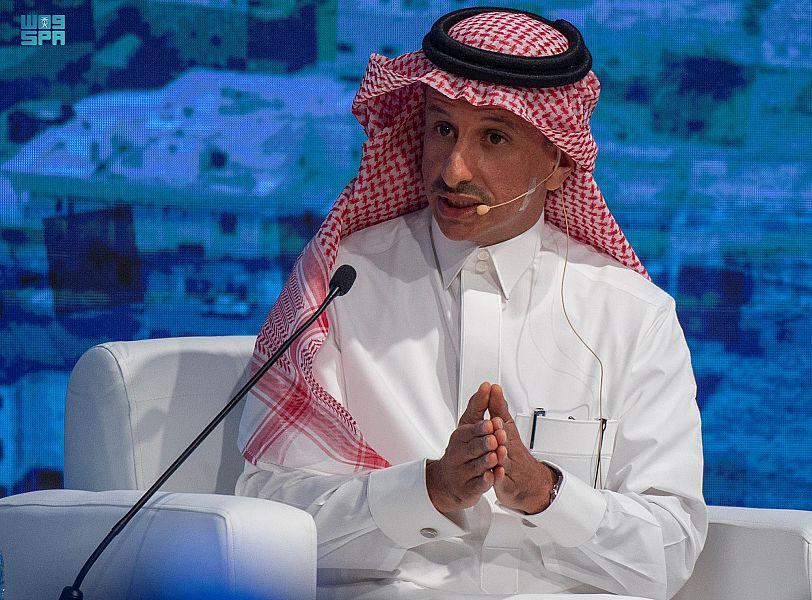 وزير السياحة يؤكد تحسين جودة الخدمات المقدمة من مرافق الضيافة والأنشطة السياحية