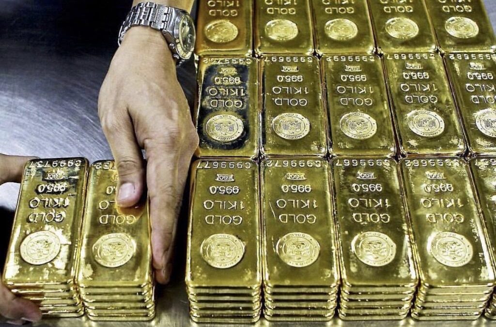 أسعار الذهب ترتفع إلى 2416.62 دولار للأوقية قبل صدور بيانات اقتصادية أمريكية