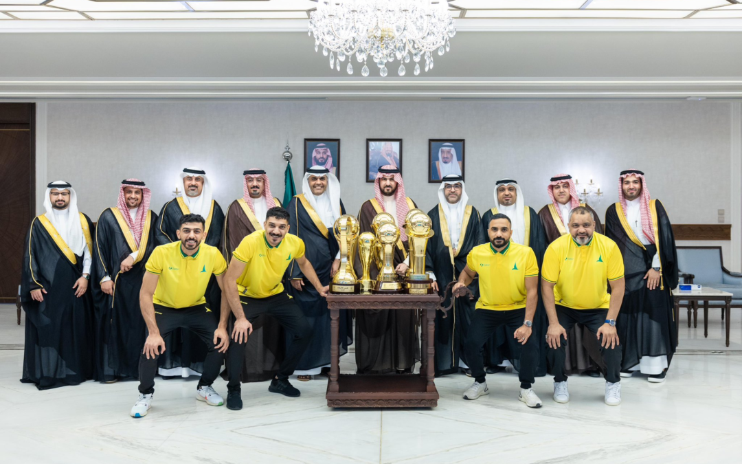 نائب أمير الشرقية يستقبل رئيس وأعضاء نادي الخليج