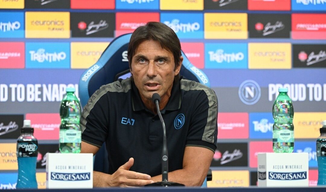 كونتي: نابولي في حاجة إلى تغيير شامل