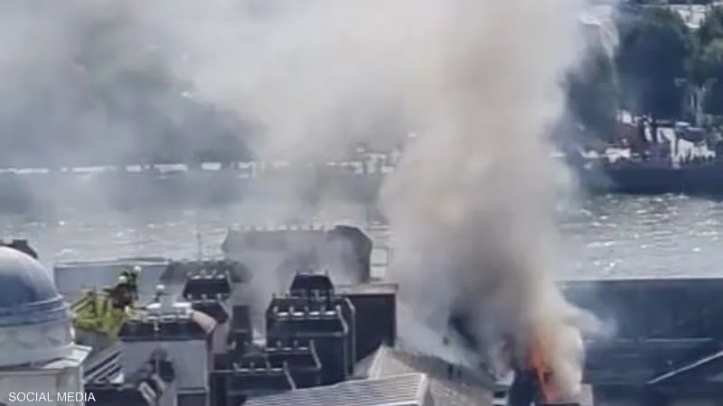 بالفيديو.. اندلاع حريق في مبنى سومرست هاوس التاريخي وسط لندن