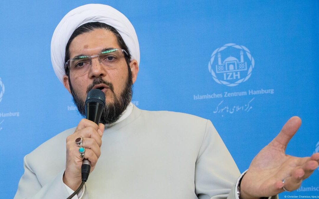 مهلة أسبوعين لمغادرة ألمانيا.. أمر طرد لـ”ممثل خامنئي بألمانيا”