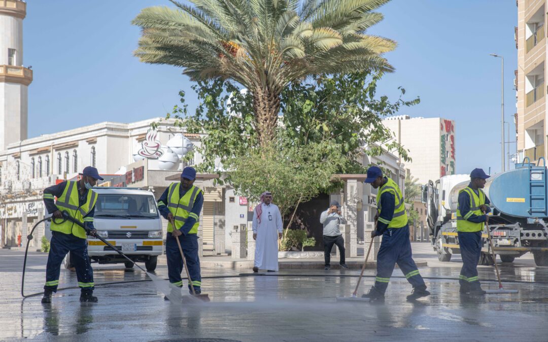 أمانة الطائف تهيئ المنطقة التاريخية والسوق القديم وسط إقبال كثيف من الزوار