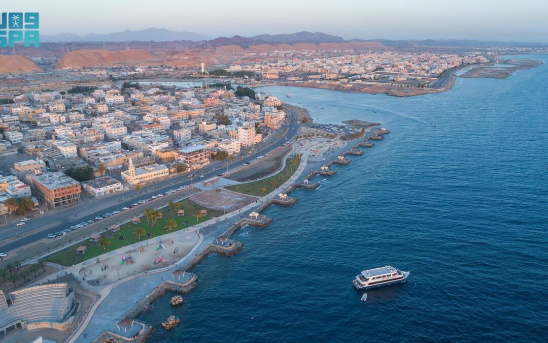 روائع من تبوك.. رمال تصافح روعة الشطآن “شمس وأصالة وجمال”