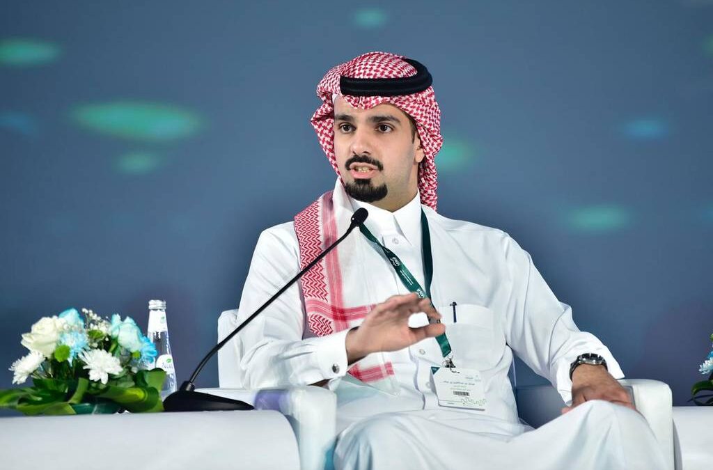 أمين الرياض يلتقي أبرز مقدمي البلاغات عبر “مدينتي” ضمن “قهوة مع الأمين”