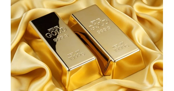 الذهب يرتفع ارتفاعً طفيفًا