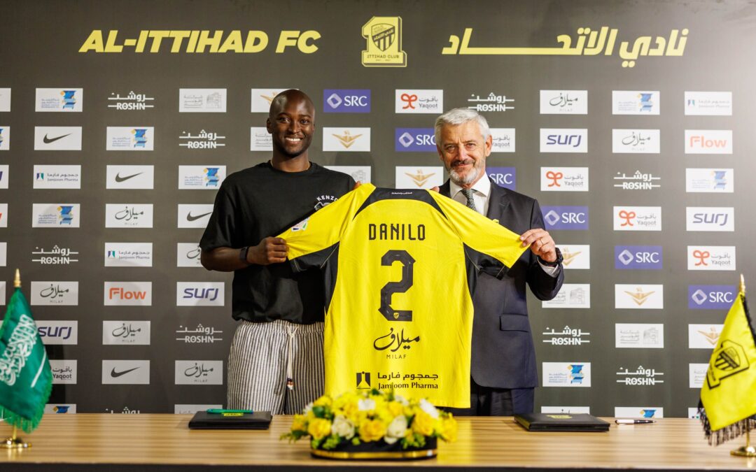 البرتغالي لاعب باريس سان جيرمان “دانيلو بيريرا” يوقّع للاتحاد