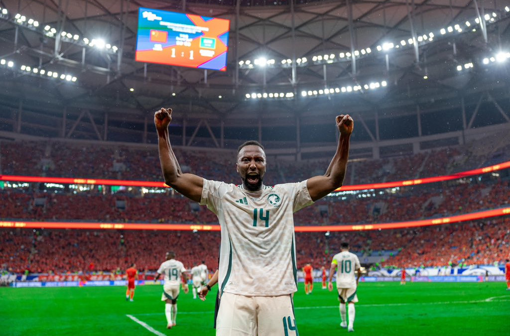 الآسيوي: “كادش” رجل مباراة الأخضر والصين ضمن تصفيات كأس العالم