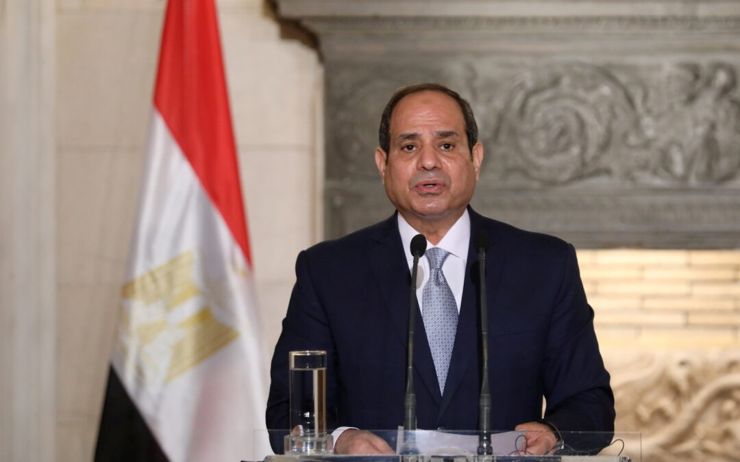 “السيسي”: المنطقة والعالم يمرّان بتطورات خطيرة.. سياستنا “متوازنة” ولا بد أن نقلق