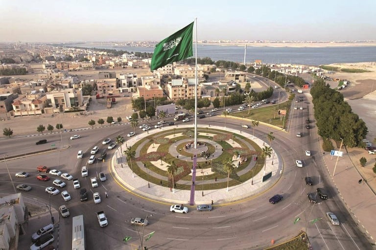 تعديلات مرورية بحركة المركبات بالدمام والخبر تزامن “يوم الوطن”