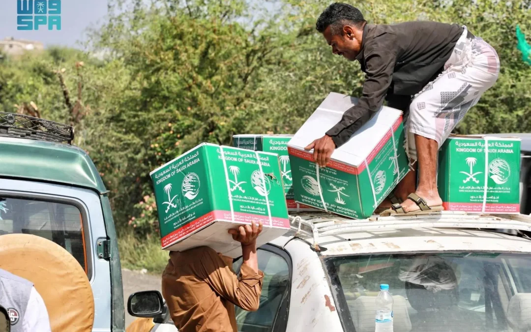 إغاثي الملك.. يوزع 2951 سلة غذائية باليمن والسودان ويقدم خدمات طبية لـ 226 مستفيدًا