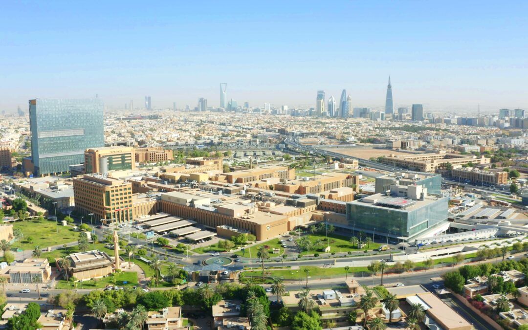 “التخصصي” يجري أول زراعة كبد روبوتية في العالم باستخدام الفصّ الأيسر