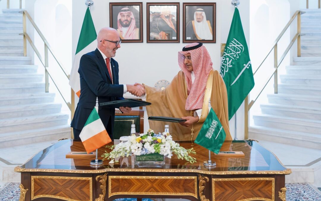 المملكة وإيرلندا تعقدان مذكرة تفاهم بشأن المشاورات السياسية