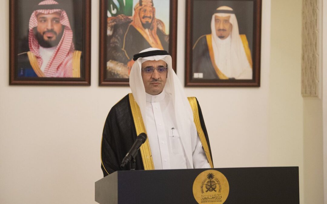 “الصقر” يتابع تسليم 1568 وحدة سكنية ممولة من السعودية في تونس