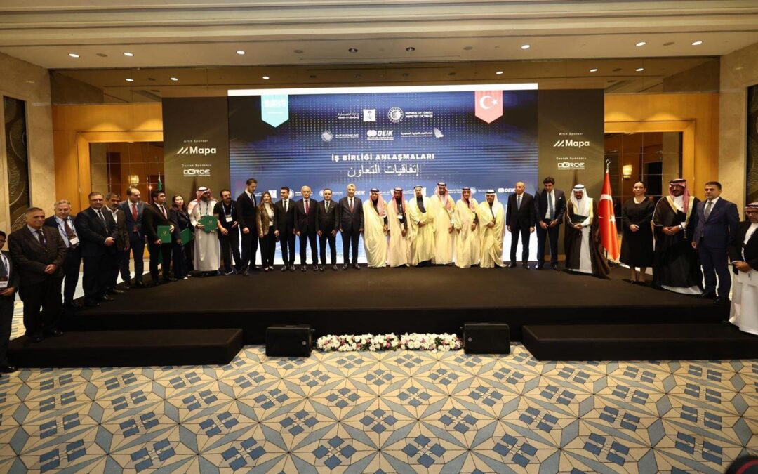 ملتقى الأعمال السعودي- التركي بإسطنبول يشهد توقيع 10 اتفاقيات في عدة قطاعات