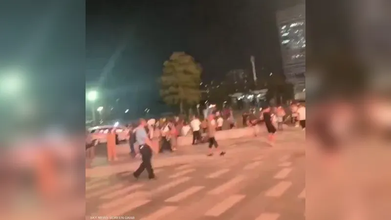 فقد عقله بعد طلاق زوجته.. رجل صيني يقتل 35 شخصاً ويصيب 43 آخرين