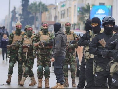 “الداخلية” تقع في كمين وفيديو يشعل مظاهرات