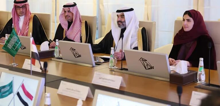 “السواحة” ووزير الاتصالات اليمني يناقشان سُبل تعزيز القدرات الرقمية بين البلدَيْن