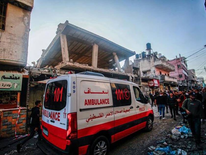 استشهاد 3 فلسطينيين في قصف على وسط وشمال قطاع غزة